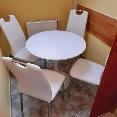 아파트 Apartmanhaz King Hévíz