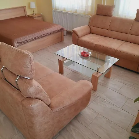 Apartmanhaz King