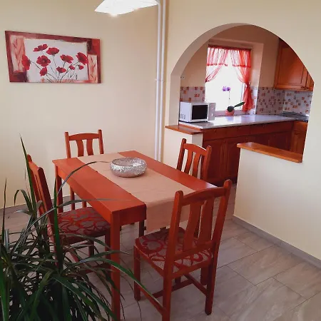 Apartmanhaz King 아파트 Hévíz