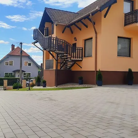 Apartmanhaz King Hévíz