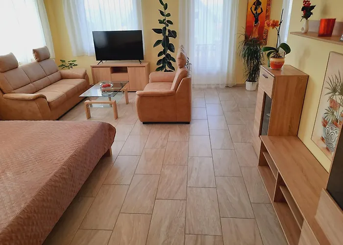 Apartmanhaz King Daire