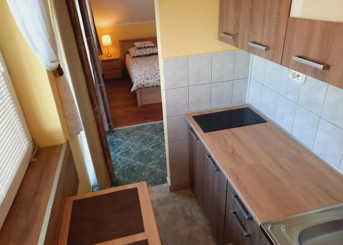 Apartmanhaz King Daire Hévíz