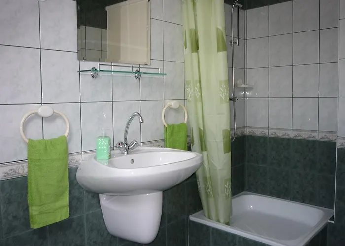 Apartmanhaz King *